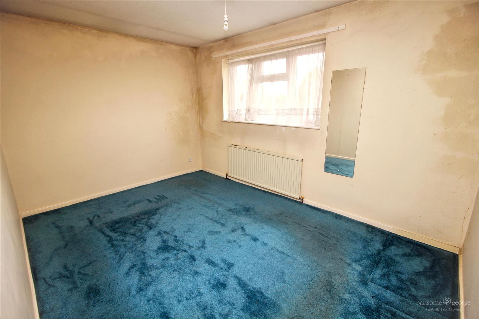 Warley Rise, Tilehurst, Reading